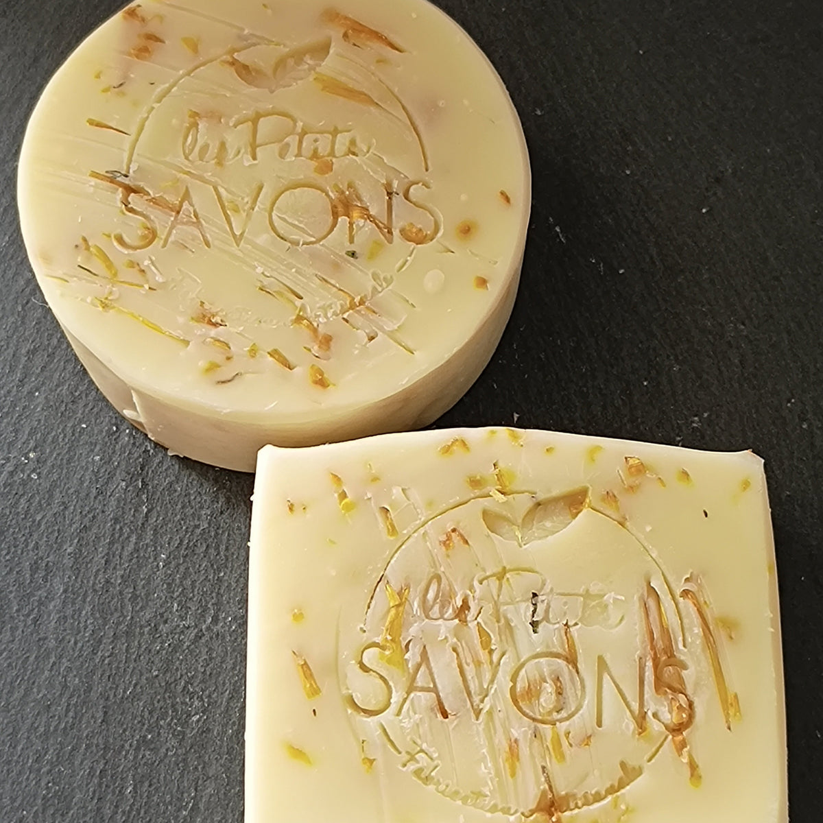 Savon naturel surgras cameline et jojoba - savonnette rectangle et ronde - Les Petits Savons