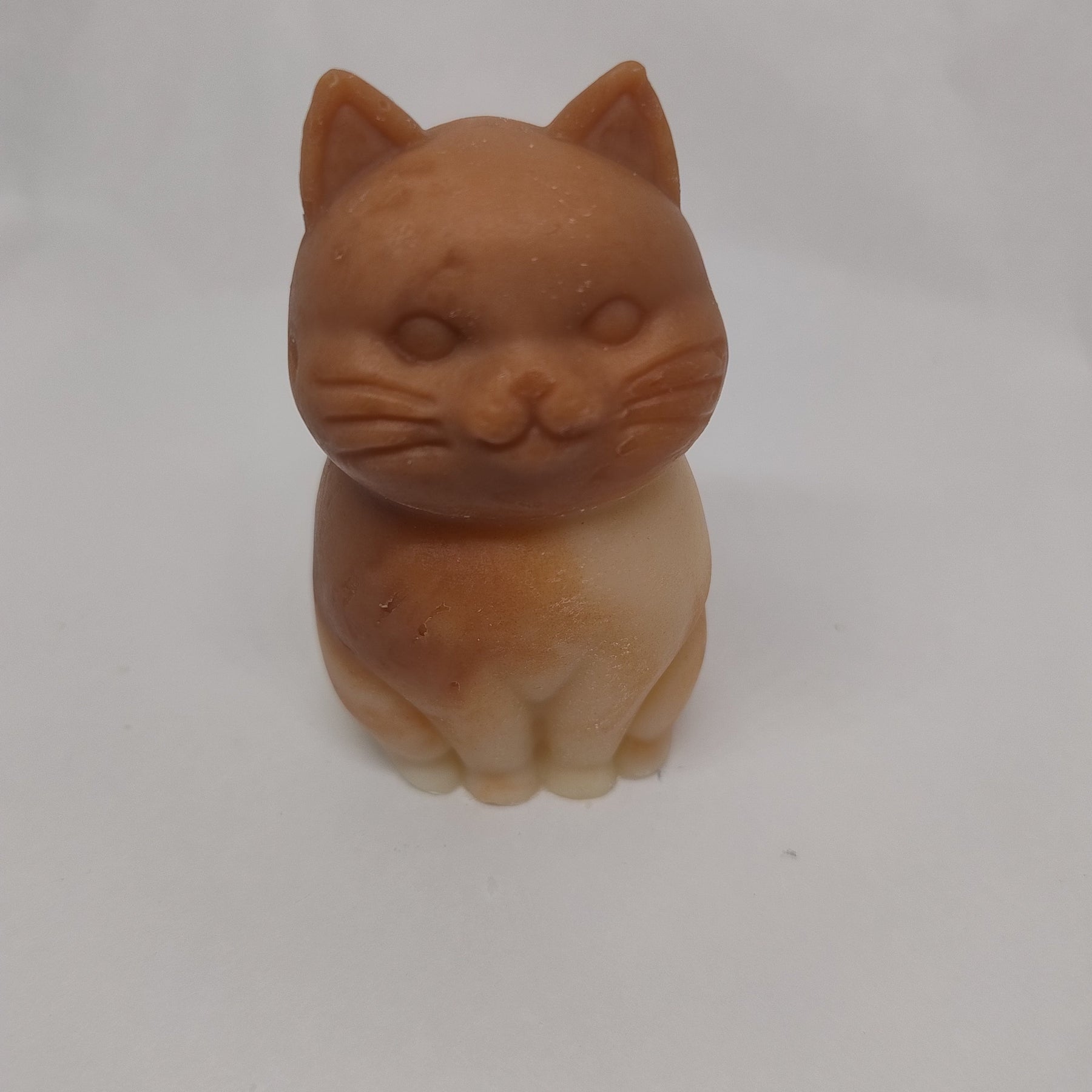 Savon naturel en forme de chat Amande Douce et Argiles - Les Petits Savons