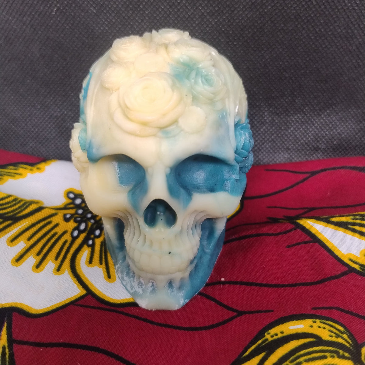 Savon naturel surgras Verveine Exotique en forme de tête de mort à fleur - Les Petits Savons