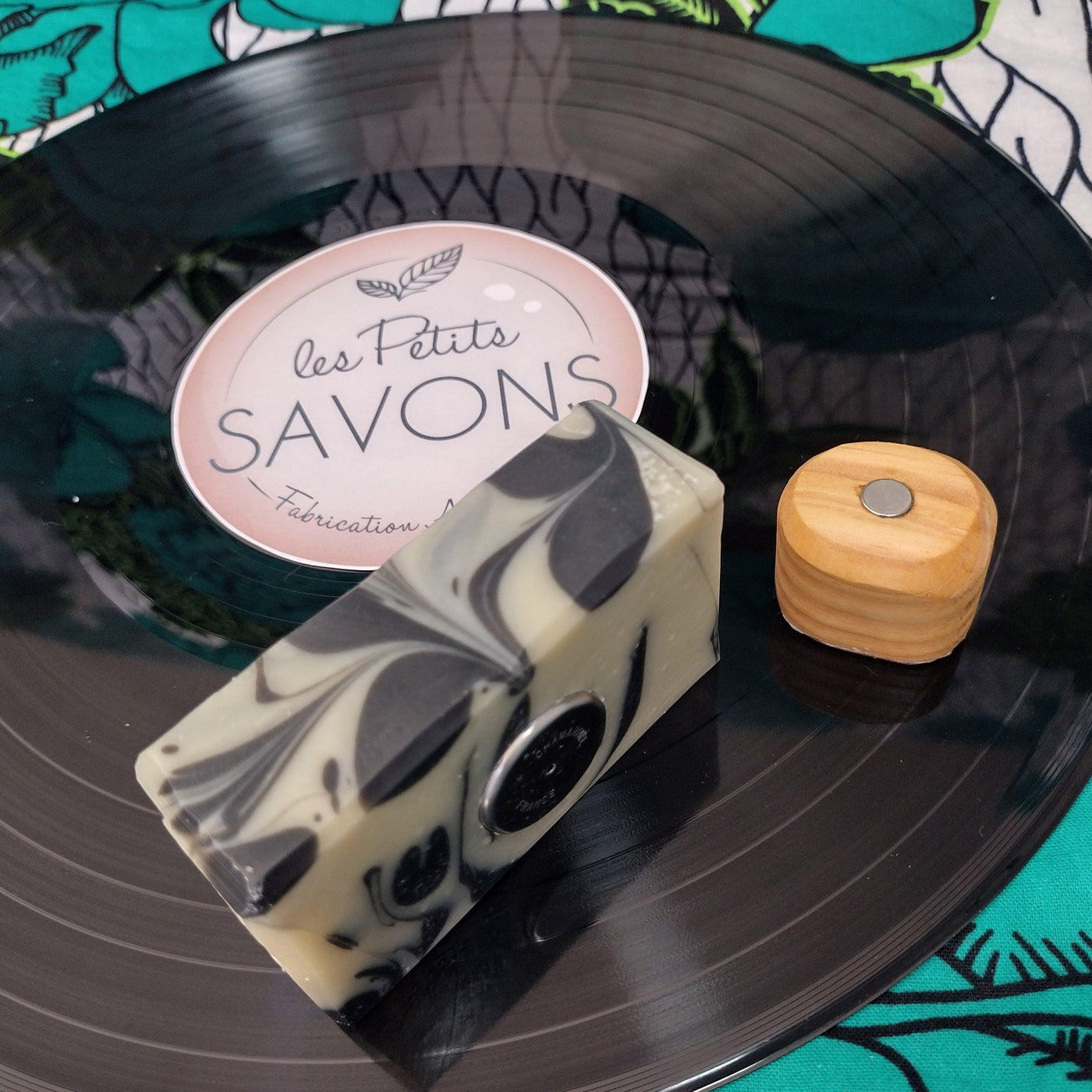 accessoire savon naturel porte savon bois - Les Petits Savons