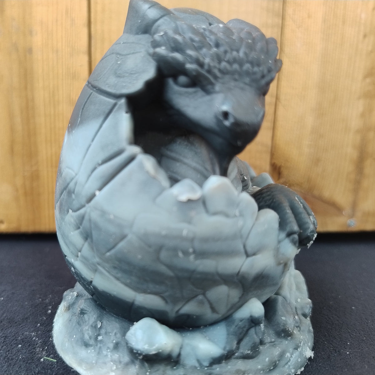 Grand savon naturel en forme de dragon avec des huiles essentielles les petits savons