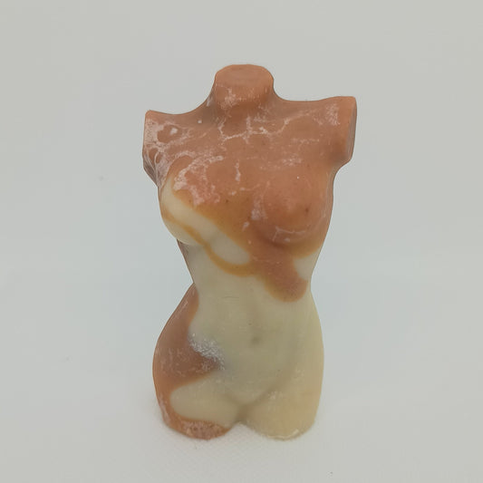 Savon naturel sans huile essentielle amande douce argiles forme buste de femme - Les Petits Savons