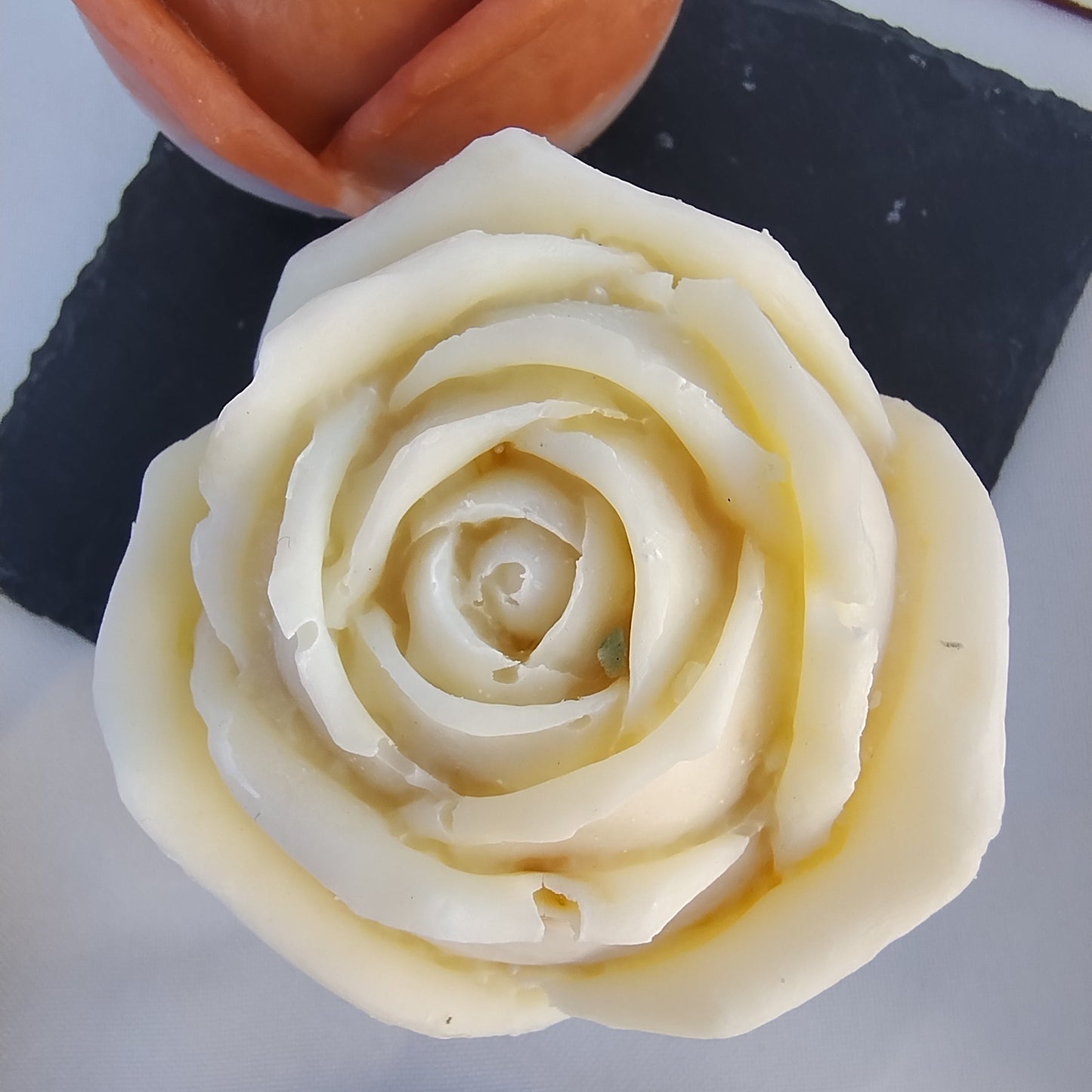 Savon naturel surgras au lait et calendula