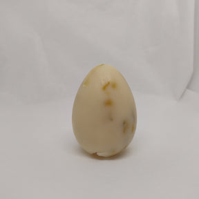 Savon naturel surgras Cameline et Jojoba en forme d'oeuf